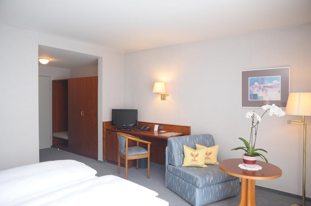 Hotel Gasthaus Adler Бад Валдзее Екстериор снимка